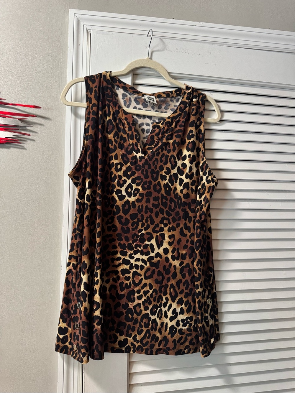 Anne Klein Brown Leopard Print V-Neck Tank Top